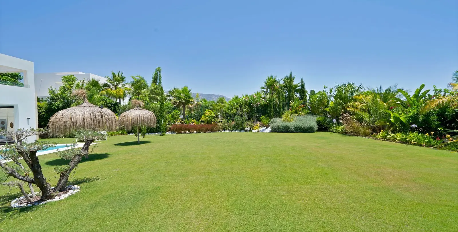 Sale of detached villa in La Cala Golf 130