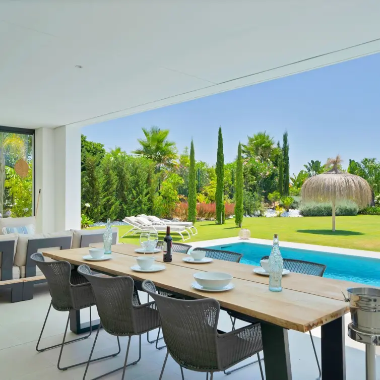 Venta de villa independiente en La Cala Golf