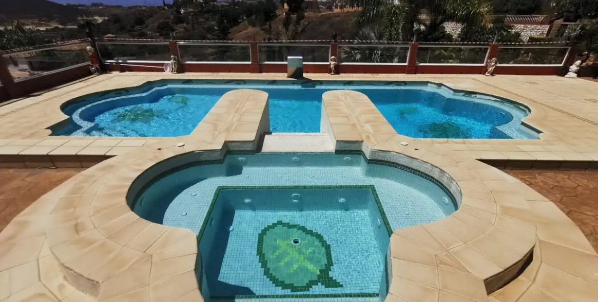 Sale of detached villa in La Cala de Mijas 1