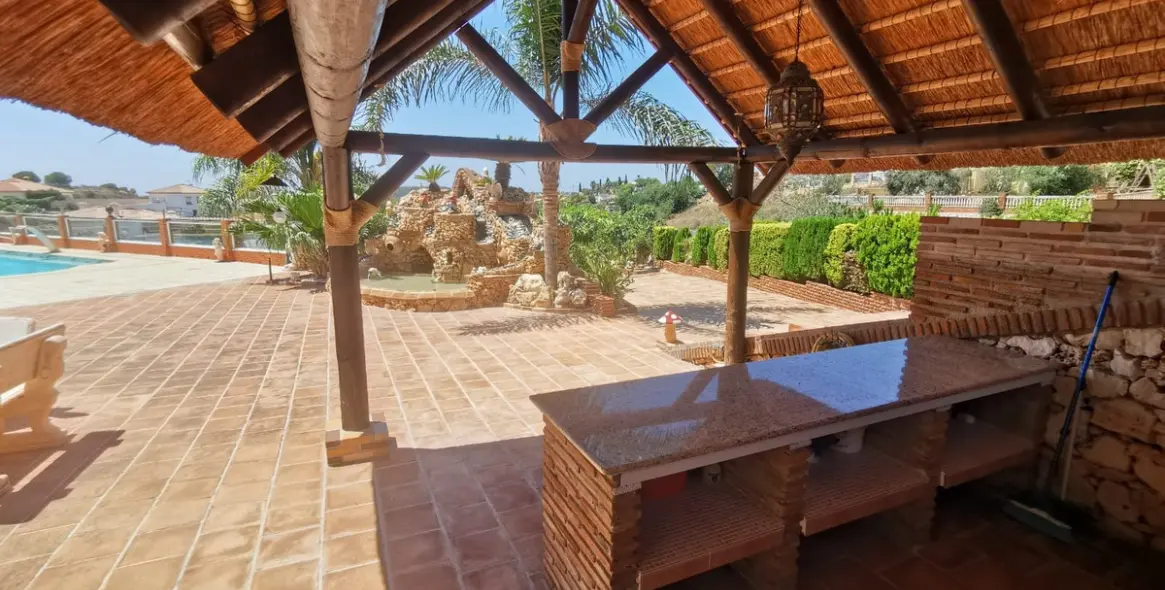 Sale of detached villa in La Cala de Mijas 6