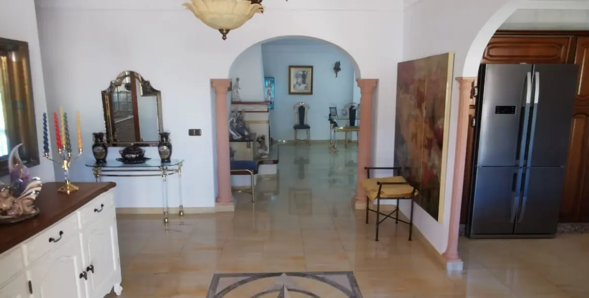 Sale of detached villa in La Cala de Mijas 9