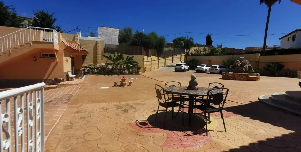 Venta de villa independiente en La Cala de Mijas 5