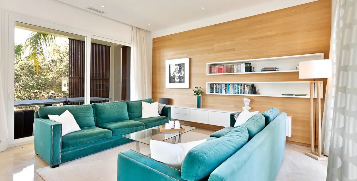 Sale of detached villa in El Rosario 9