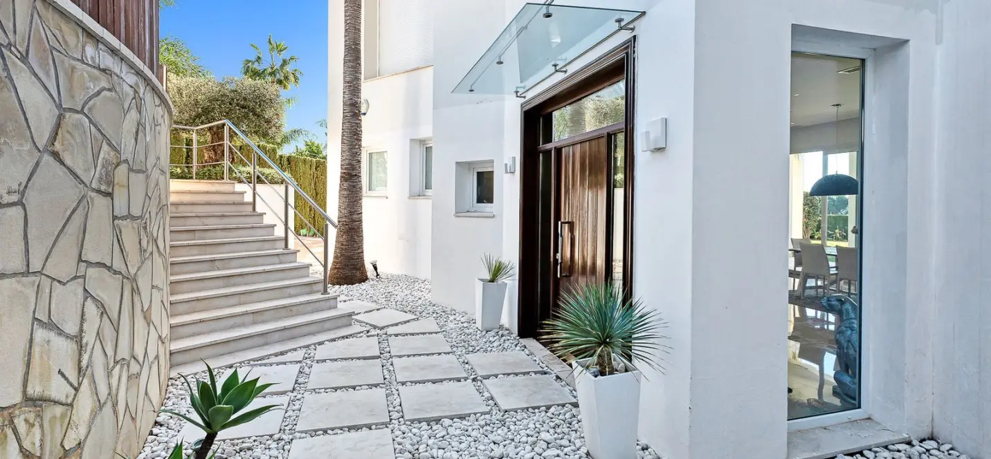 Venta de villa independiente en El Rosario 1