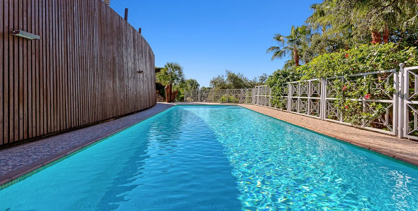 Venta de villa independiente en El Rosario 25