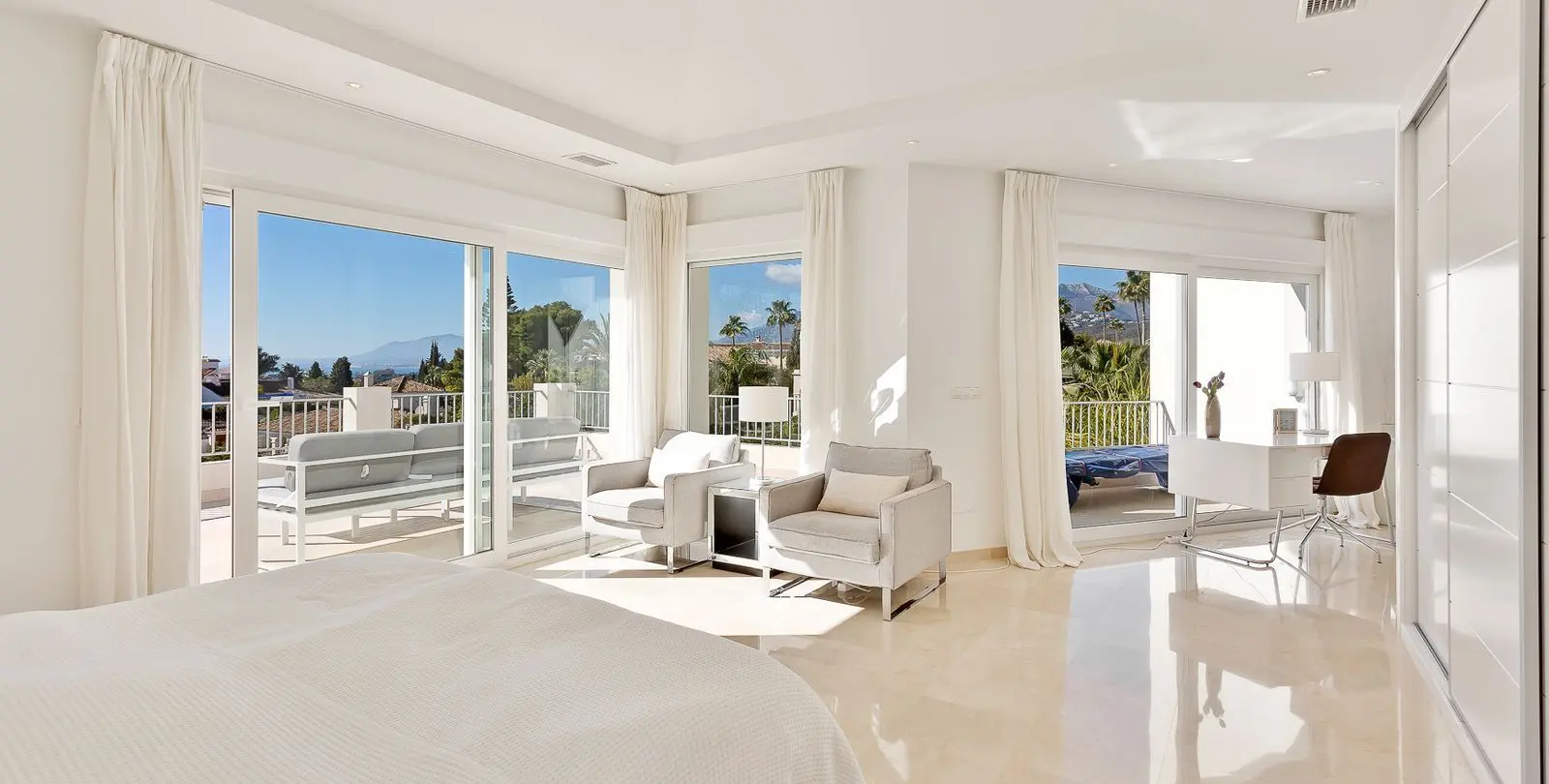 Venta de villa independiente en El Rosario 30