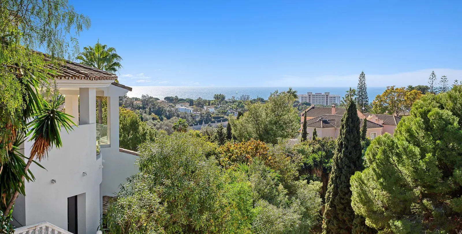 Venta de villa independiente en El Rosario 39