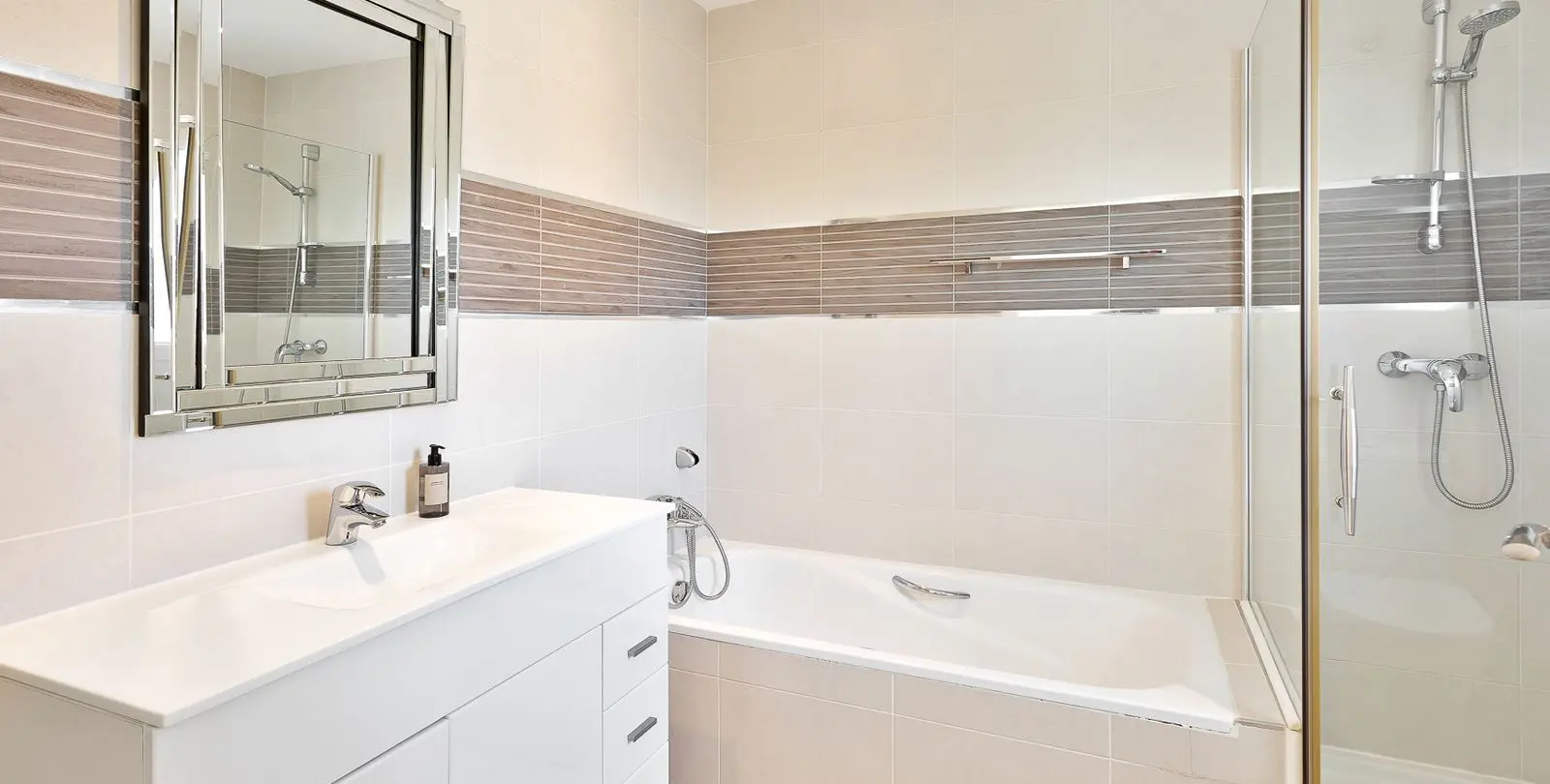 Venta de villa independiente en El Rosario 47