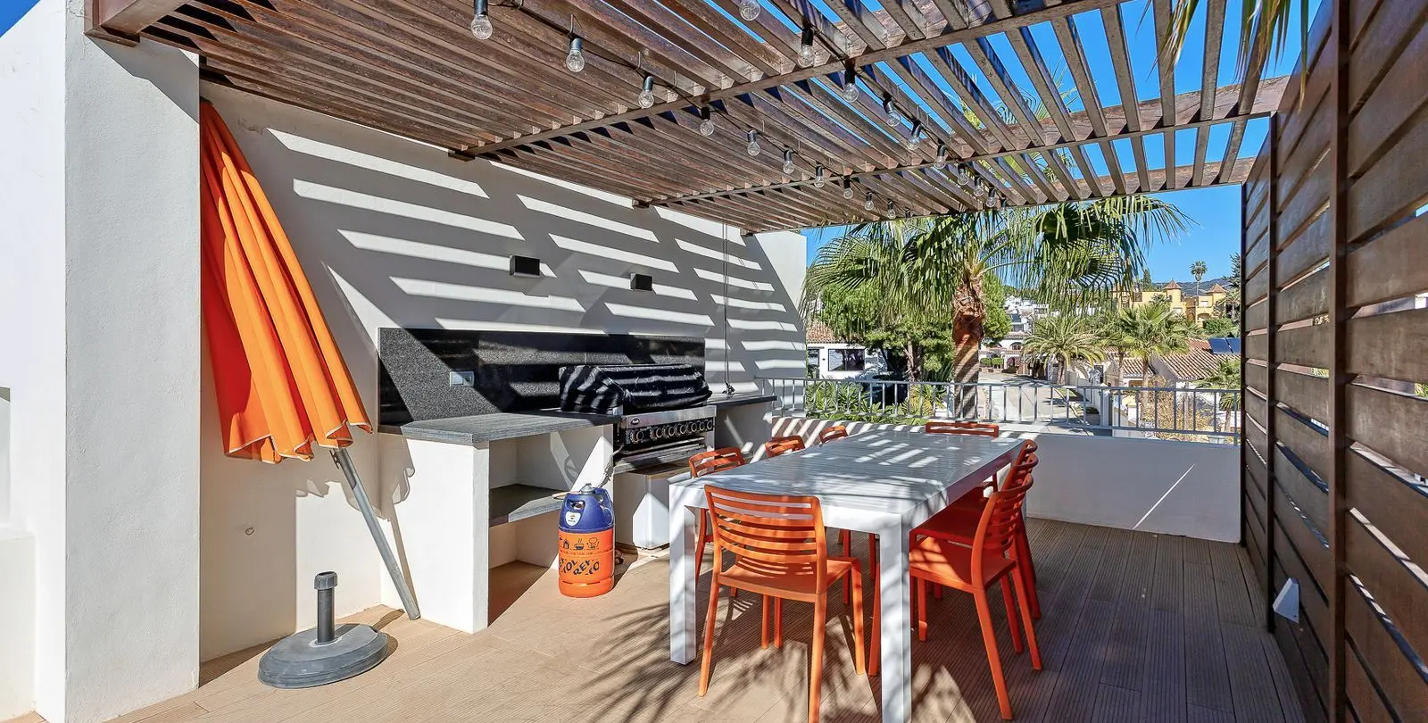 Venta de villa independiente en El Rosario 54