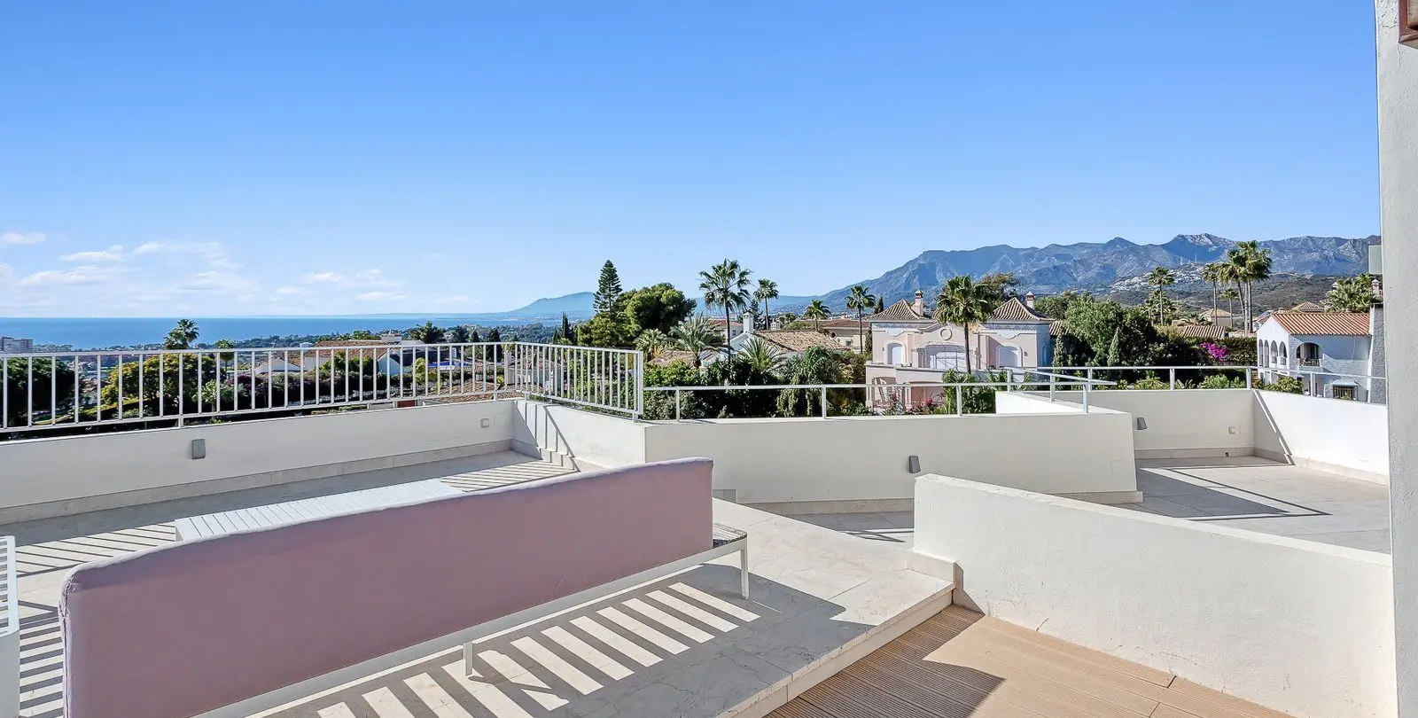 Venta de villa independiente en El Rosario 55