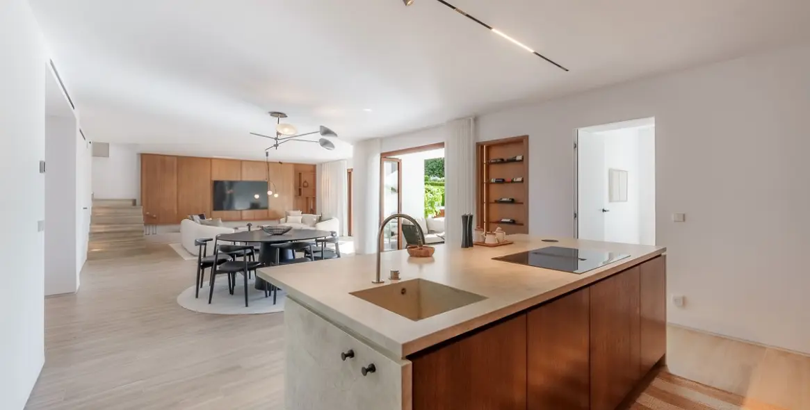 Sale of ground floor apartment in Nueva Andalucía (district Nueva Andalucía) 5