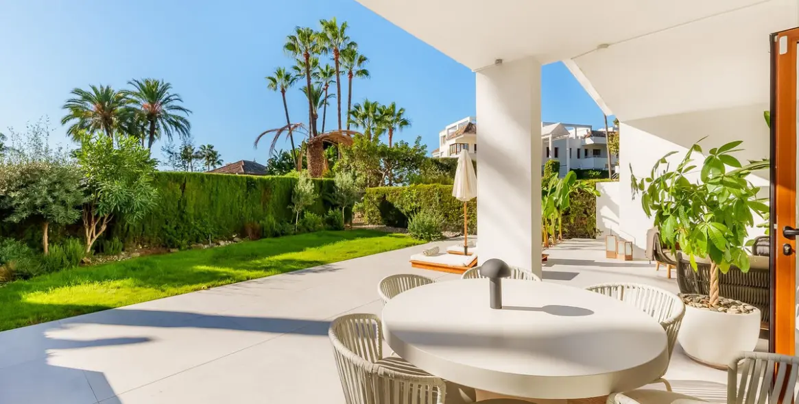 Sale of ground floor apartment in Nueva Andalucía (district Nueva Andalucía) 8