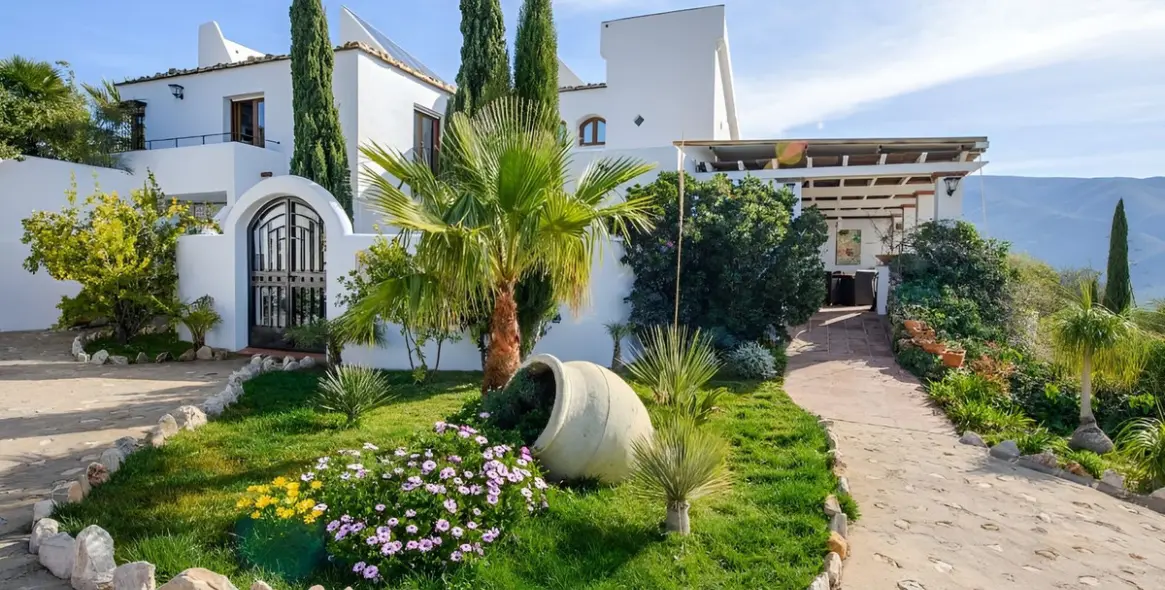 Sale of finca - cortijo in Malaga (district Provincia de Málaga) 4