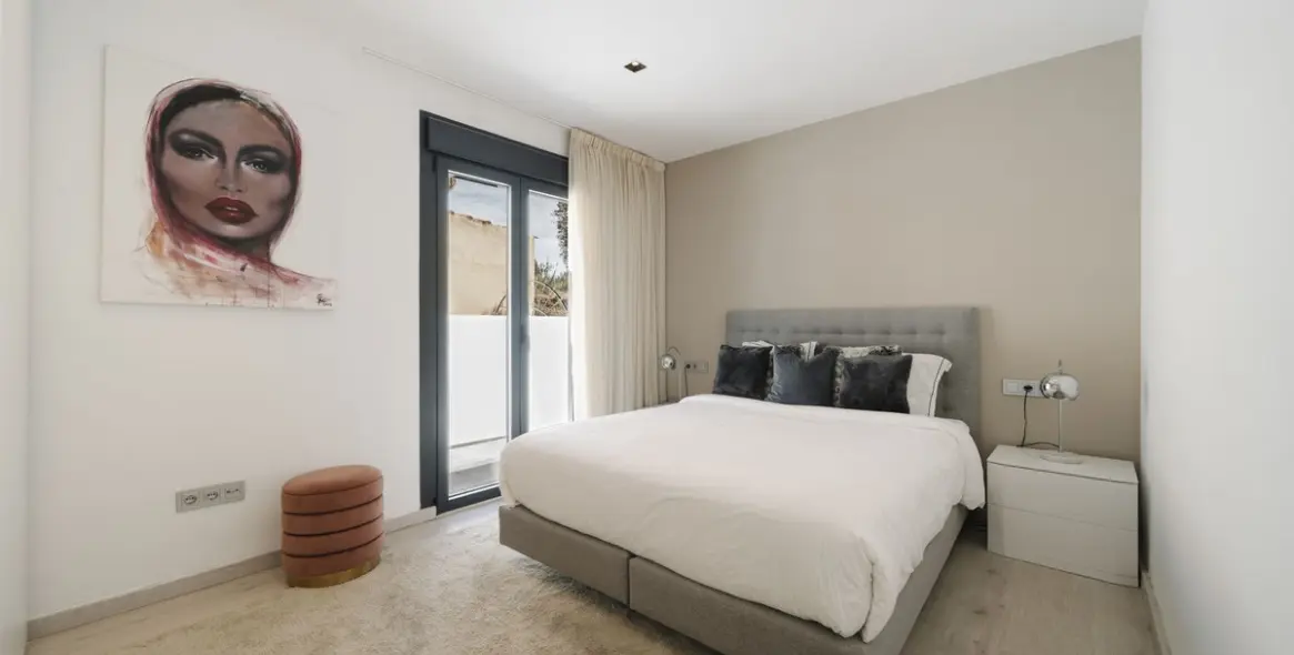 Sale of detached villa in Nueva Andalucía 22