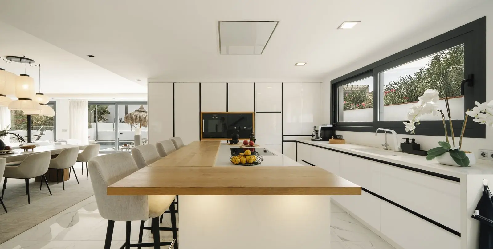 Venta de villa independiente en Nueva Andalucía 32