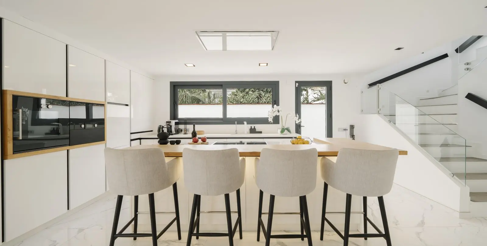 Venta de villa independiente en Nueva Andalucía 33