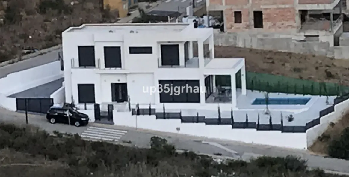 Продажа  жилого участка в Manilva (район Manilva) 2