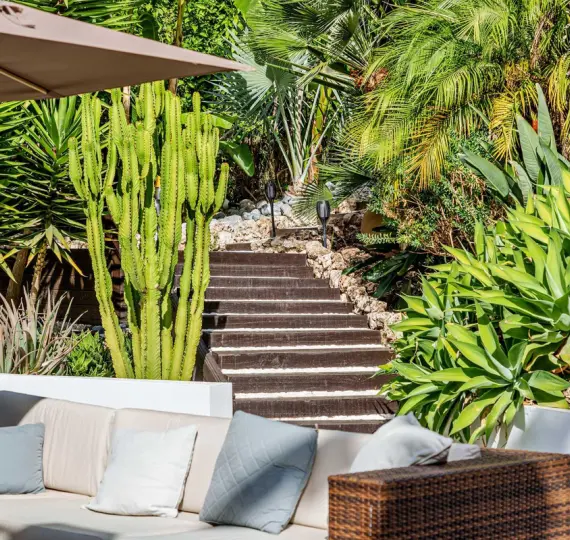 Detached villa R5170912