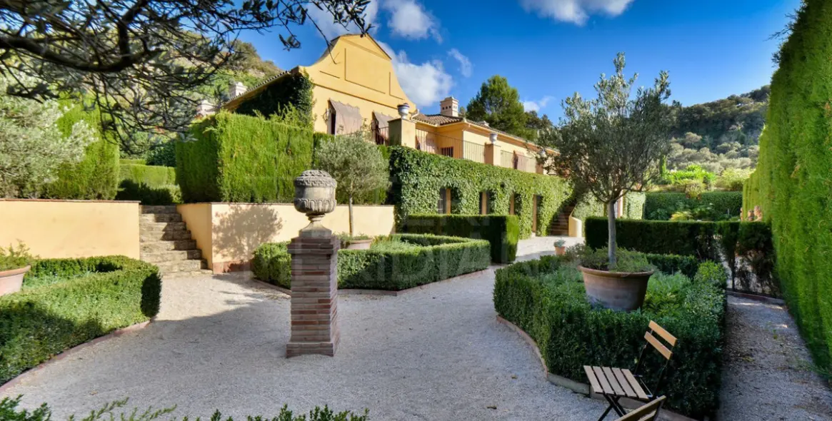 Sale of finca - cortijo in Ronda 2