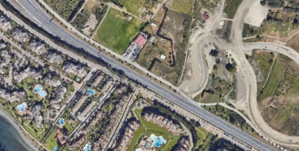 Venta de parcela residencial en Estepona (distrito Estepona) 3