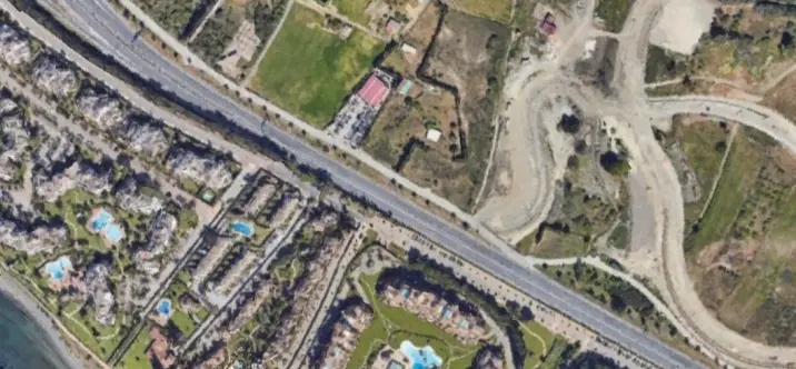 Parcela residencial R4557880 2