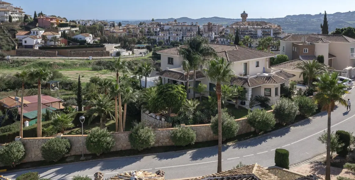 Продажа  отдельно стоящей виллы в Mijas Golf 7