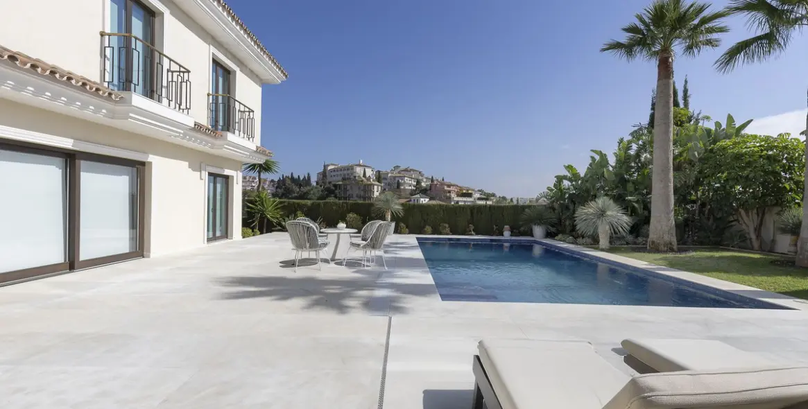 Продажа  отдельно стоящей виллы в Mijas Golf 11