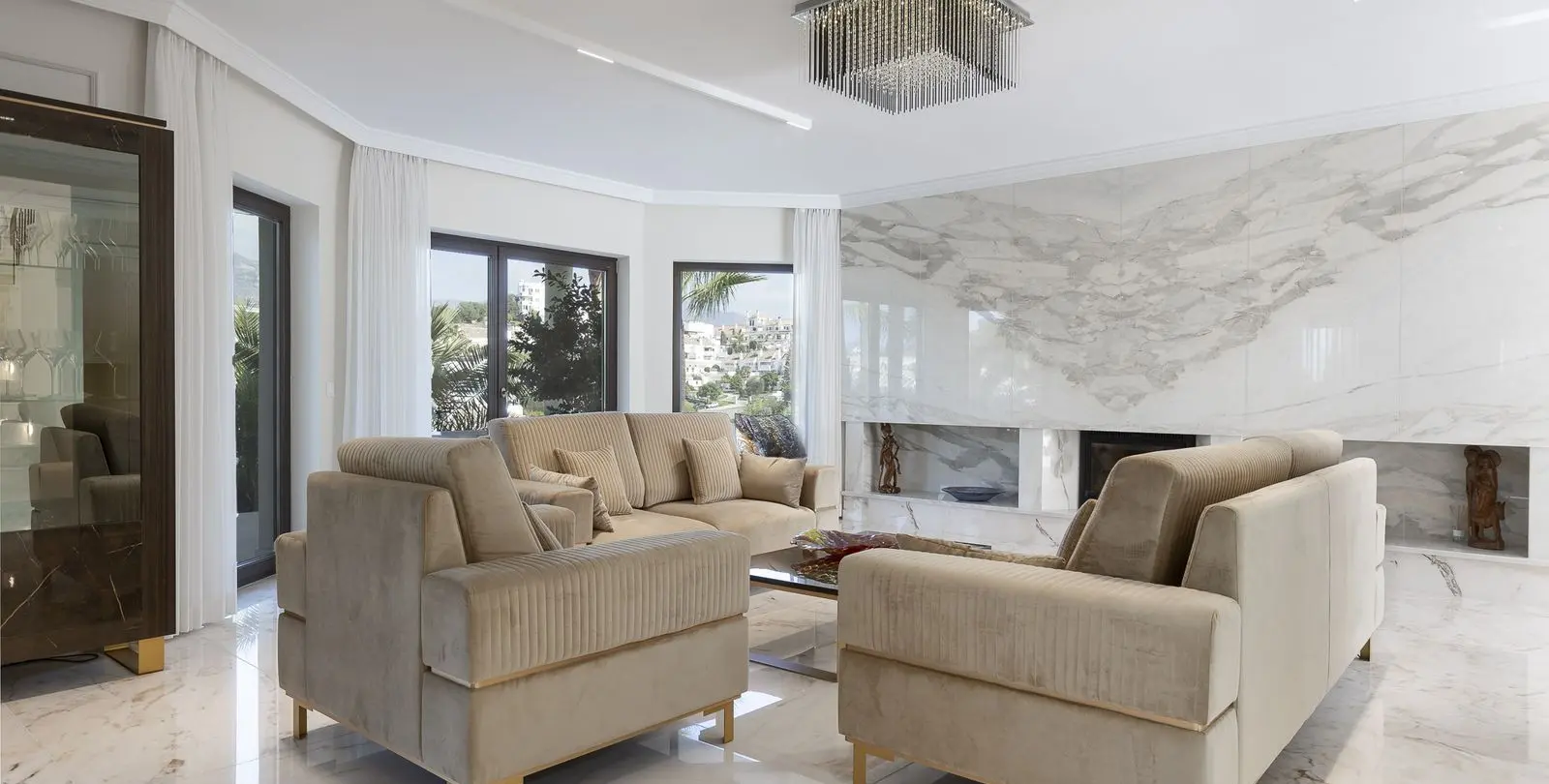 Sale of detached villa in Mijas Golf 18