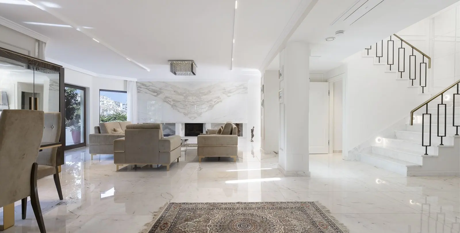 Sale of detached villa in Mijas Golf 19