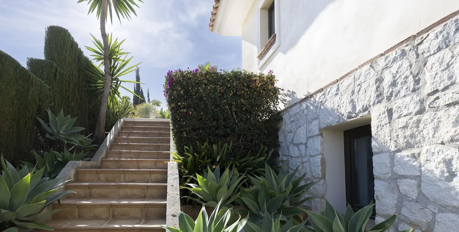 Sale of detached villa in Mijas Golf 66
