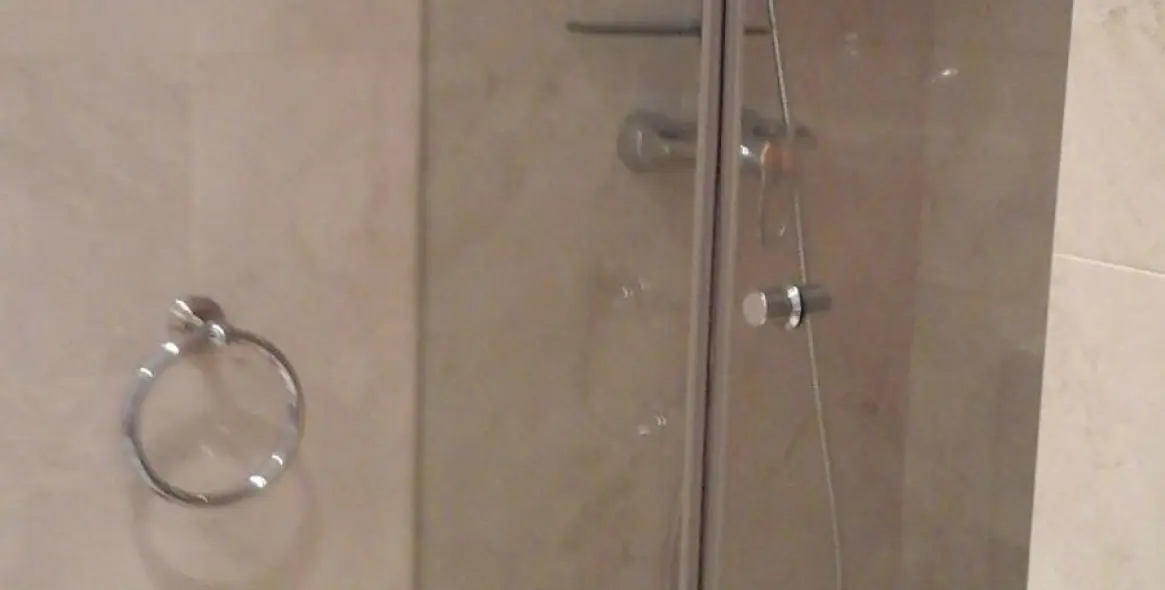 Sale of middle floor apartment in Puerto Banús 19