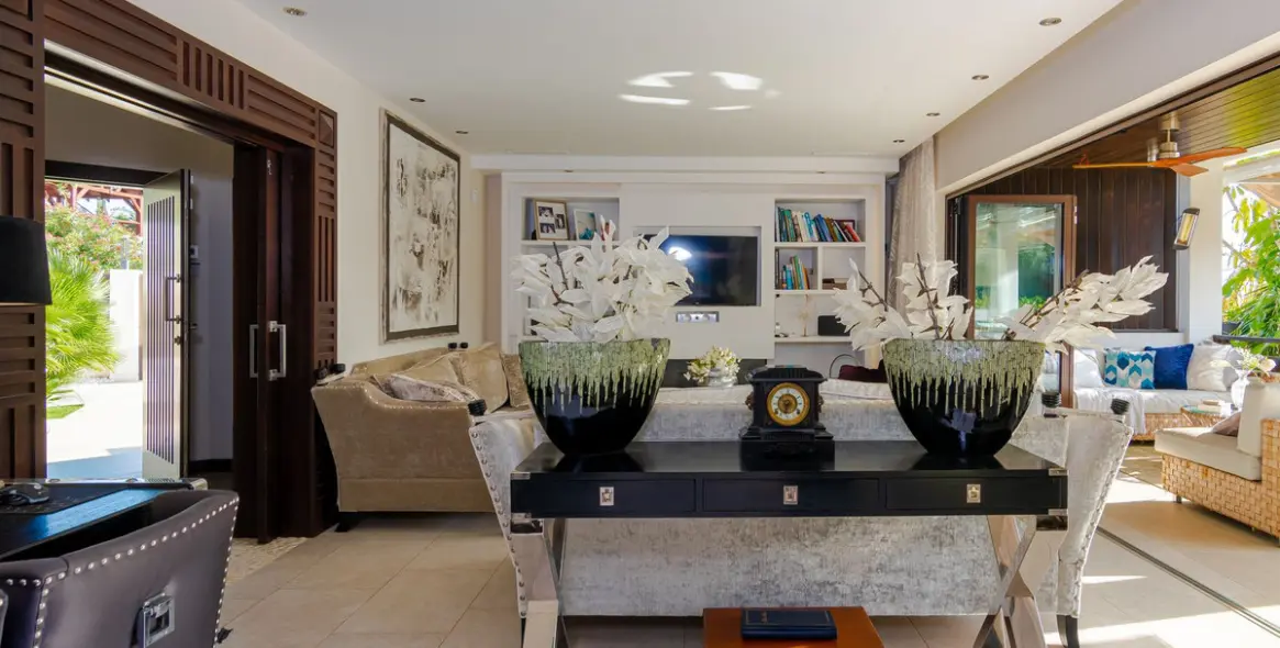 Продажа  отдельно стоящей виллы в Nueva Andalucía 4