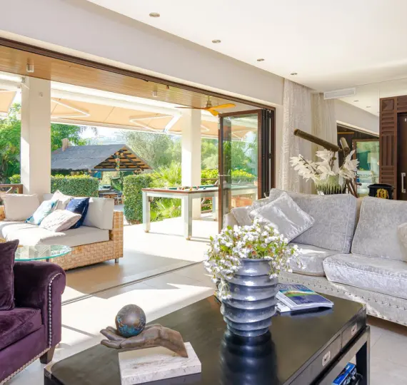 Продажа  отдельно стоящей виллы в Nueva Andalucía