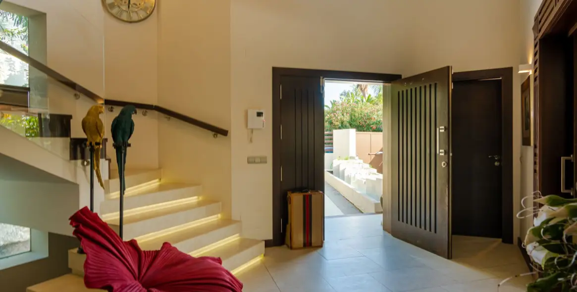 Sale of detached villa in Nueva Andalucía 22