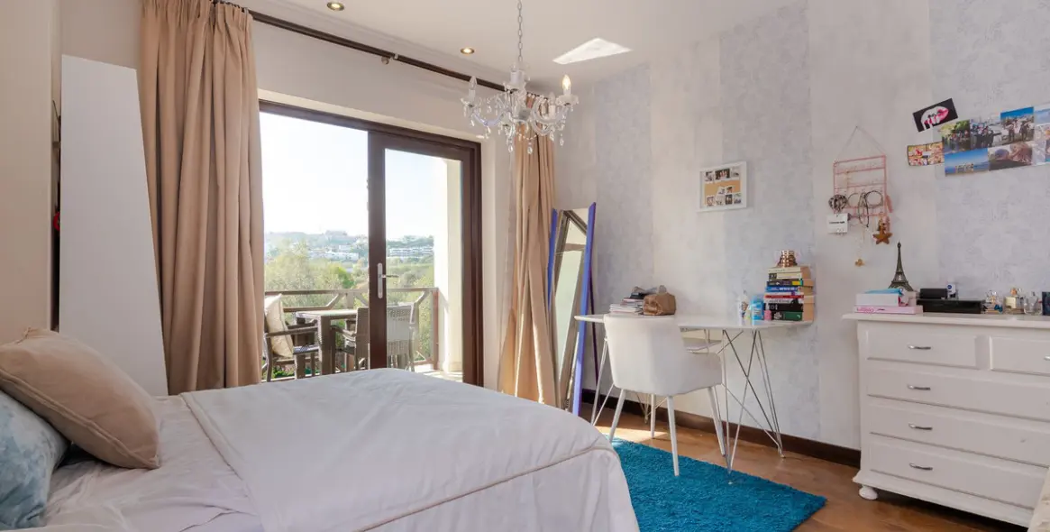 Sale of detached villa in Nueva Andalucía 31