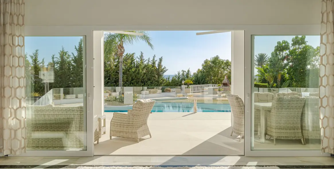 Sale of detached villa in Estepona (district El Paraiso) 4