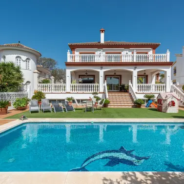 Venta de villa independiente en San Pedro de Alcántara