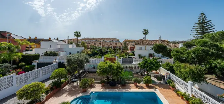Venta de villa independiente en San Pedro de Alcántara 3