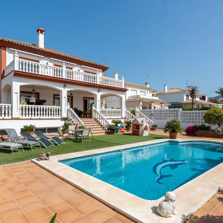 Sale of detached villa in San Pedro de Alcántara