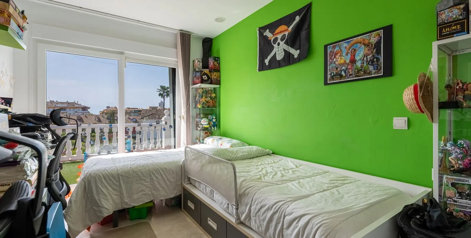 Sale of detached villa in San Pedro de Alcántara 26