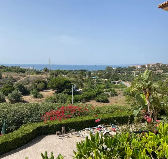 Sale of detached villa in La Cala