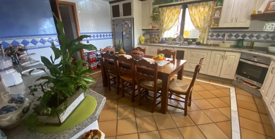 Sale of detached villa in La Cala 31