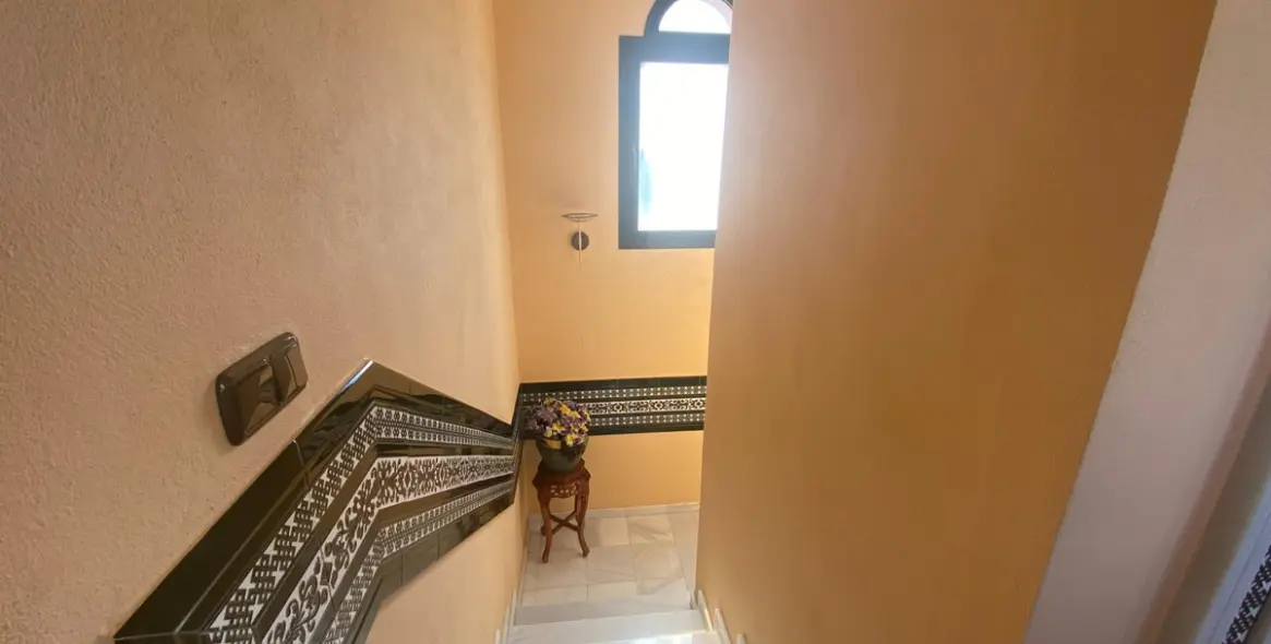 Sale of detached villa in La Cala 35