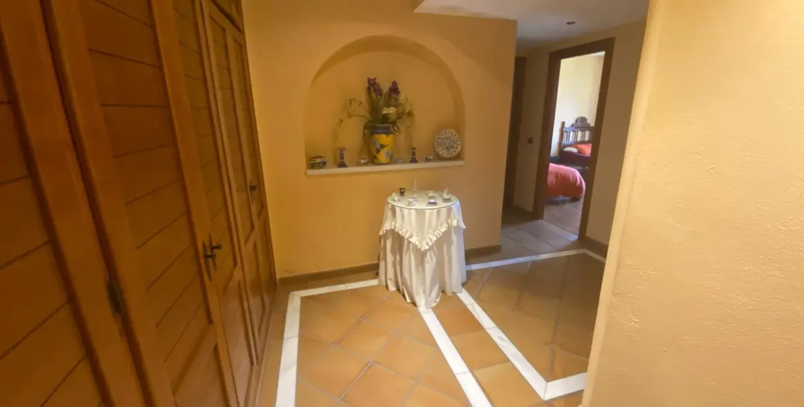 Sale of detached villa in La Cala 49