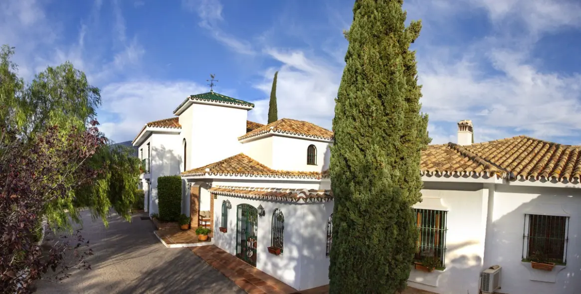 Sale of detached villa in La Cala Golf 2