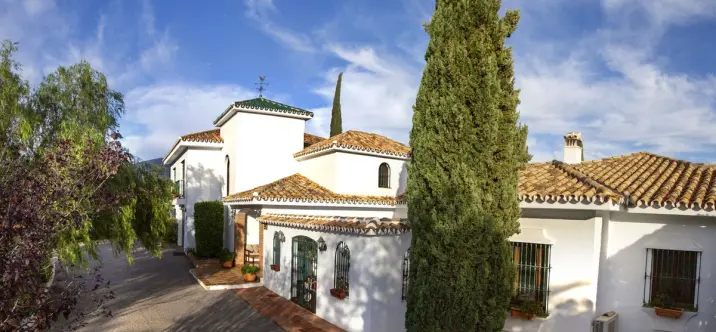 Sale of detached villa in La Cala Golf 1