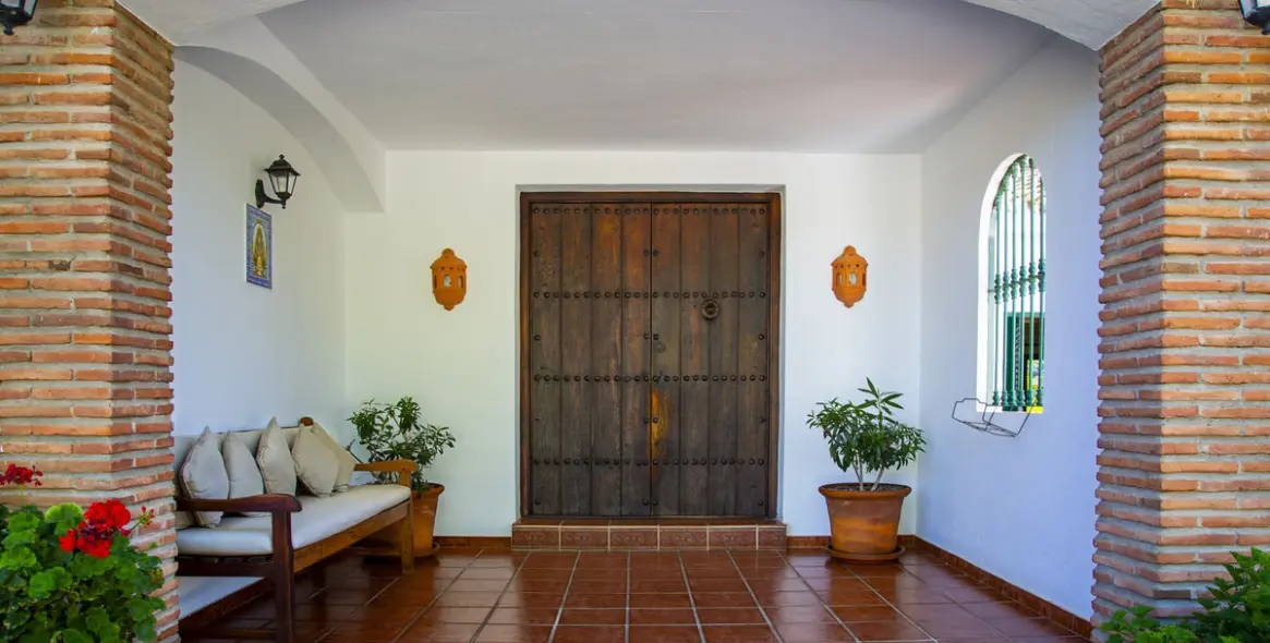 Sale of detached villa in La Cala Golf 8