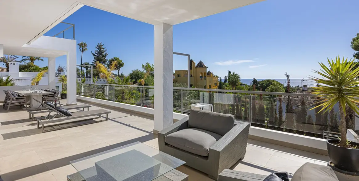 Продажа  отдельно стоящей виллы в El Rosario 19