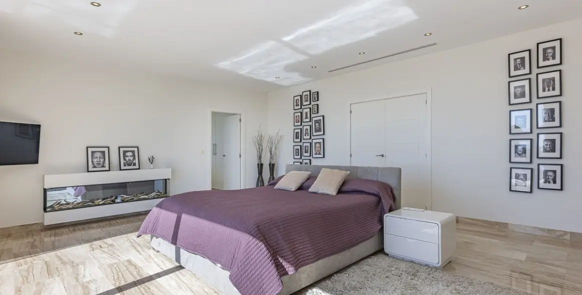 Продажа  отдельно стоящей виллы в El Rosario 25