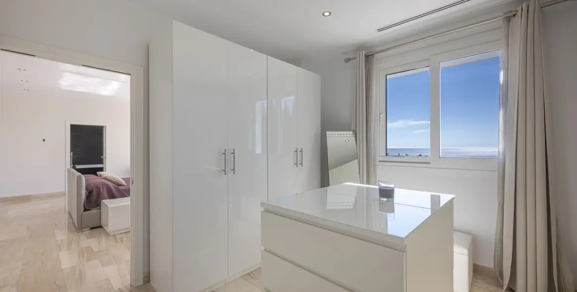 Продажа  отдельно стоящей виллы в El Rosario 29